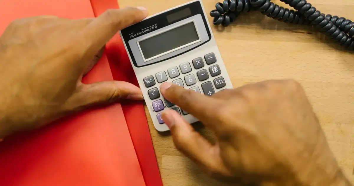 Como calcular o CPA ideal para campanhas de tráfego pago